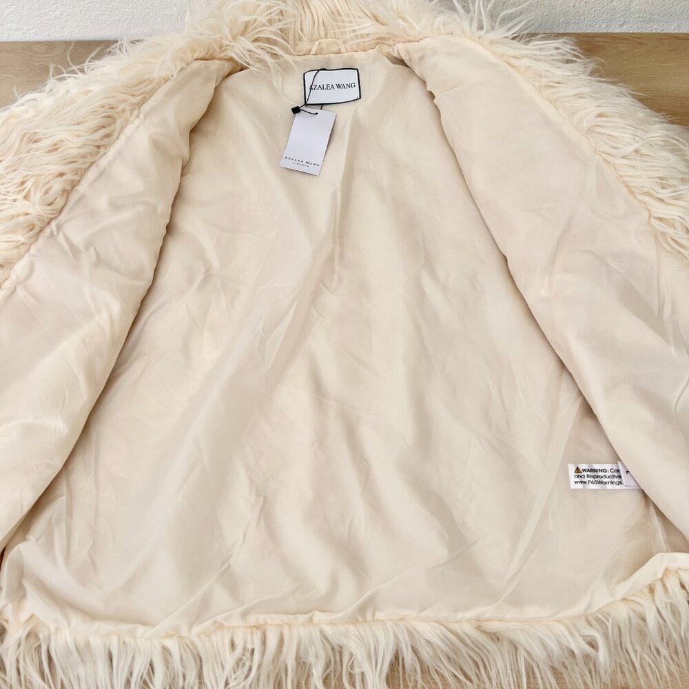 NWT Azalea Wang Breckenridge CREAM Faux Fur Coat Size Large / Y2K Maximalism - Picture 5 of 13